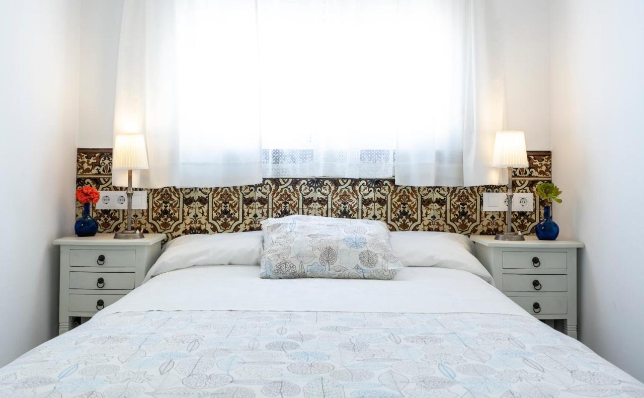 Hostal Trafalgar Барбате Екстериор снимка