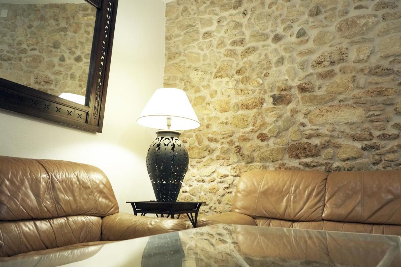 Hostal Trafalgar Барбате Екстериор снимка