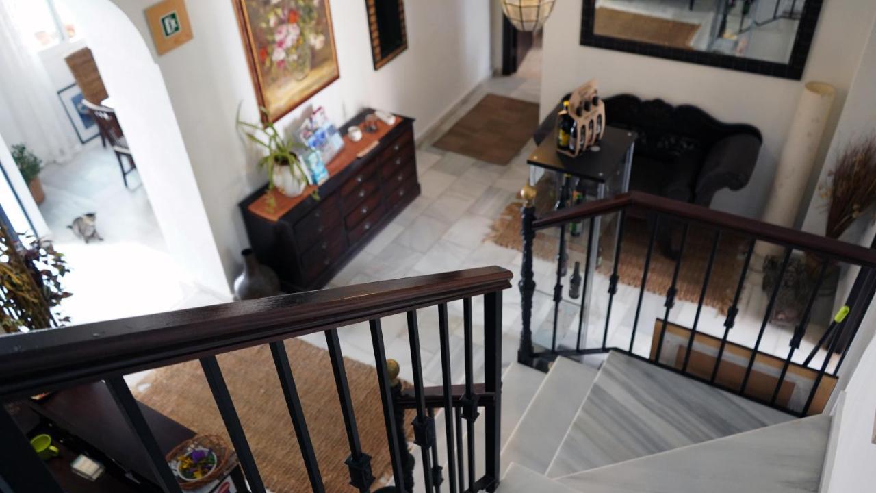 Hostal Trafalgar Барбате Екстериор снимка